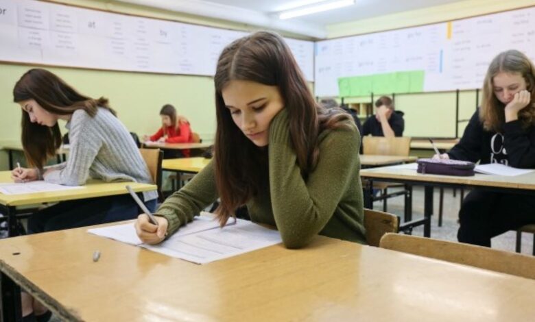 Yetenek Sınavıyla Öğrenci Alan Okullar Arasında Nakiller Nasıl Yapılır?