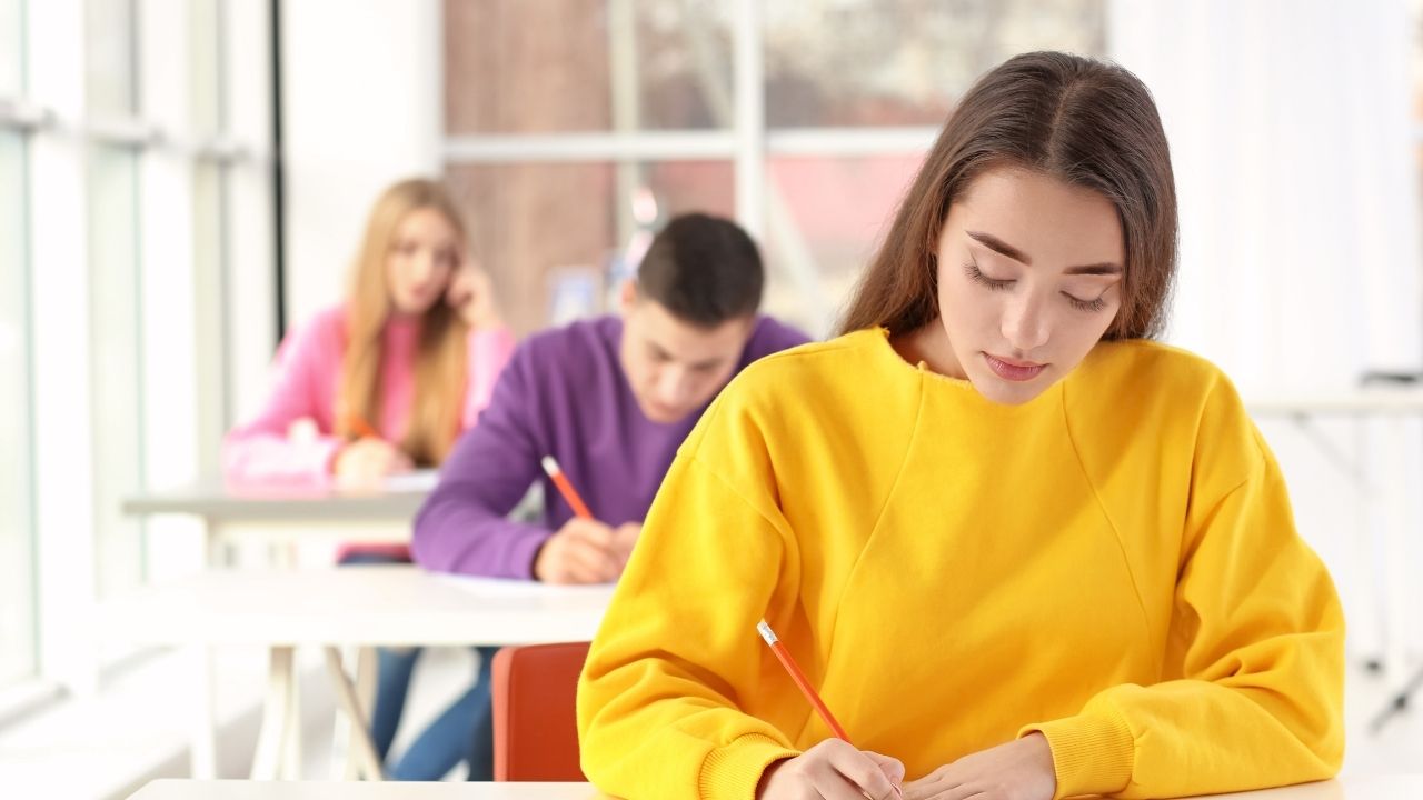 BAUN’da Mezuniyet için En Az Kaç AKTS ve Kaç AGNO’ya Sahip Olmak Gerekir?