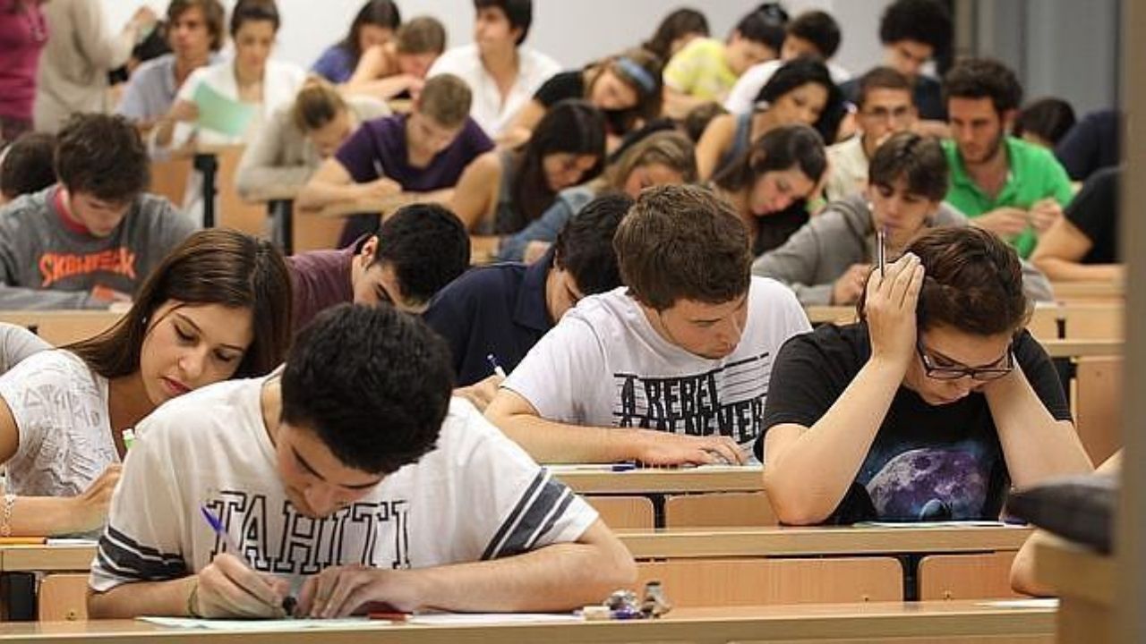 Lisede TDE ile Yabancı Dil Sınavları